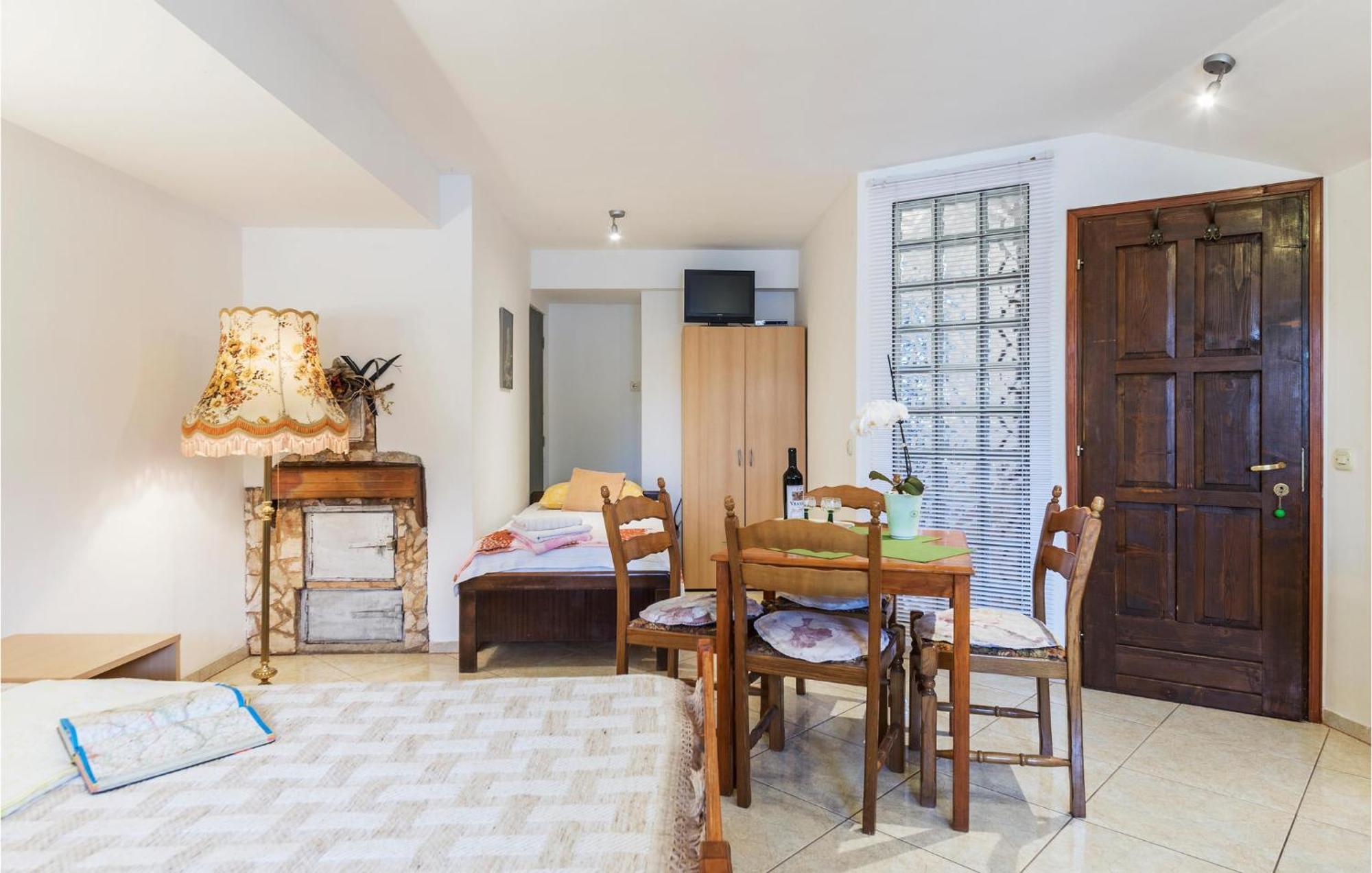 Awesome Studio In Pula With Wifi Exteriér fotografie