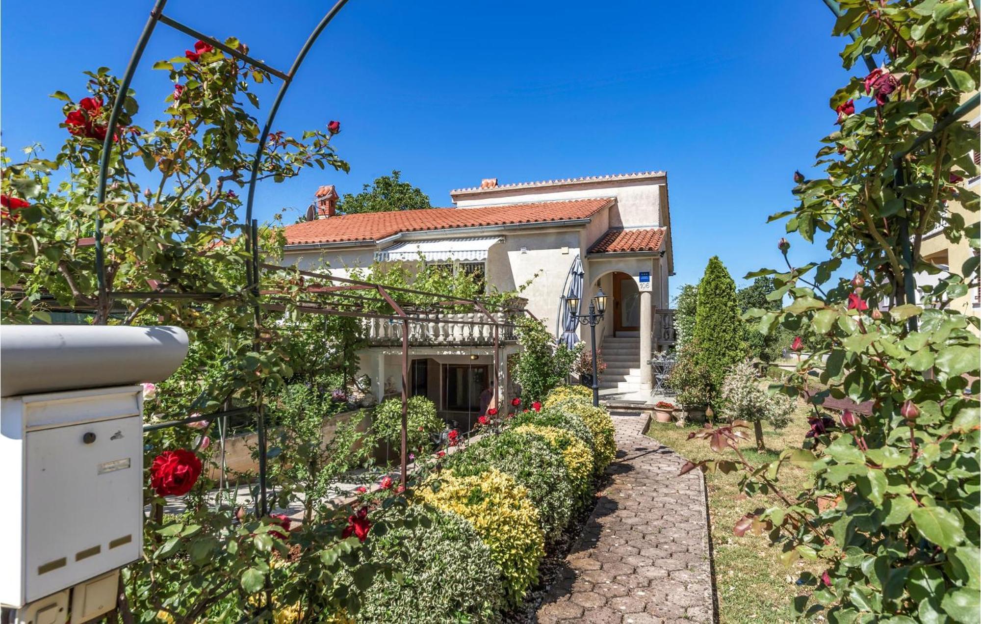 Awesome Studio In Pula With Wifi Exteriér fotografie